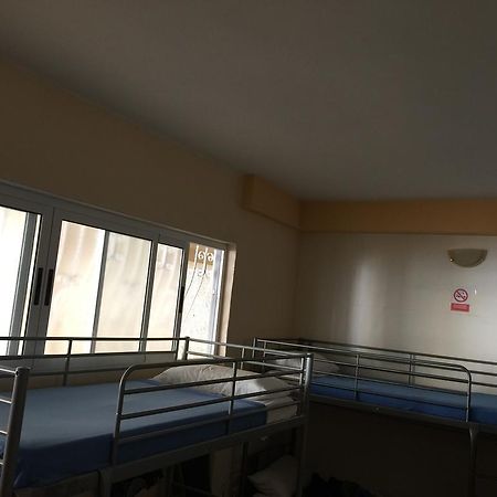 Tenerife Hostel Los Cristianos  Buitenkant foto