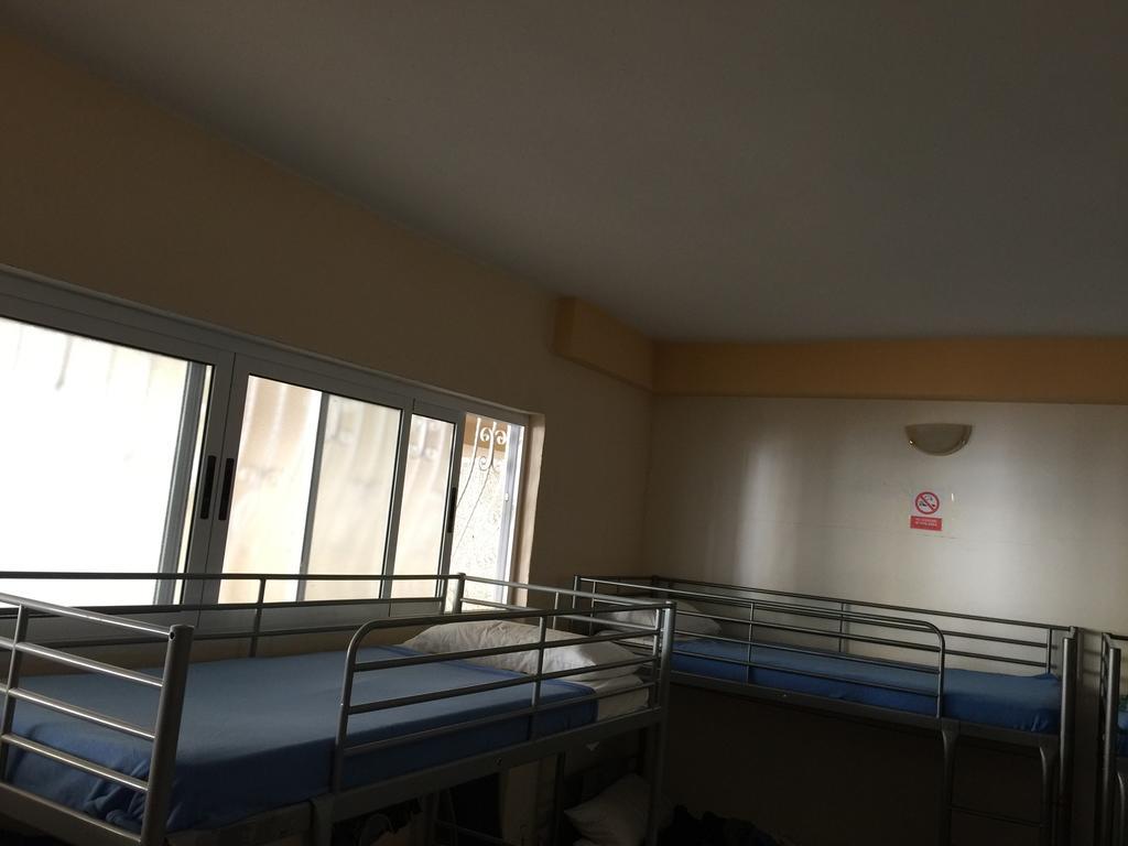 Tenerife Hostel Los Cristianos  Buitenkant foto